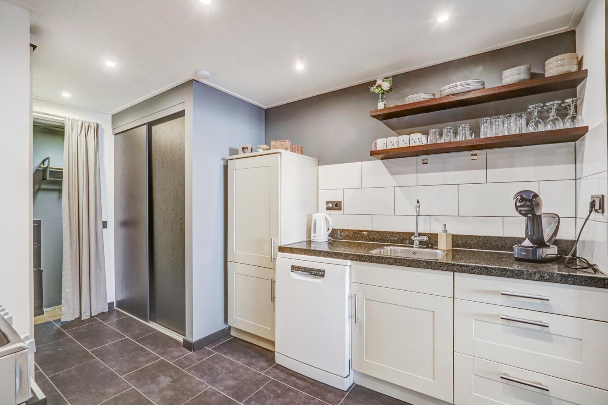 Huize Wees Nobel Bed & Breakfast Oud-Beijerland Bagian luar foto